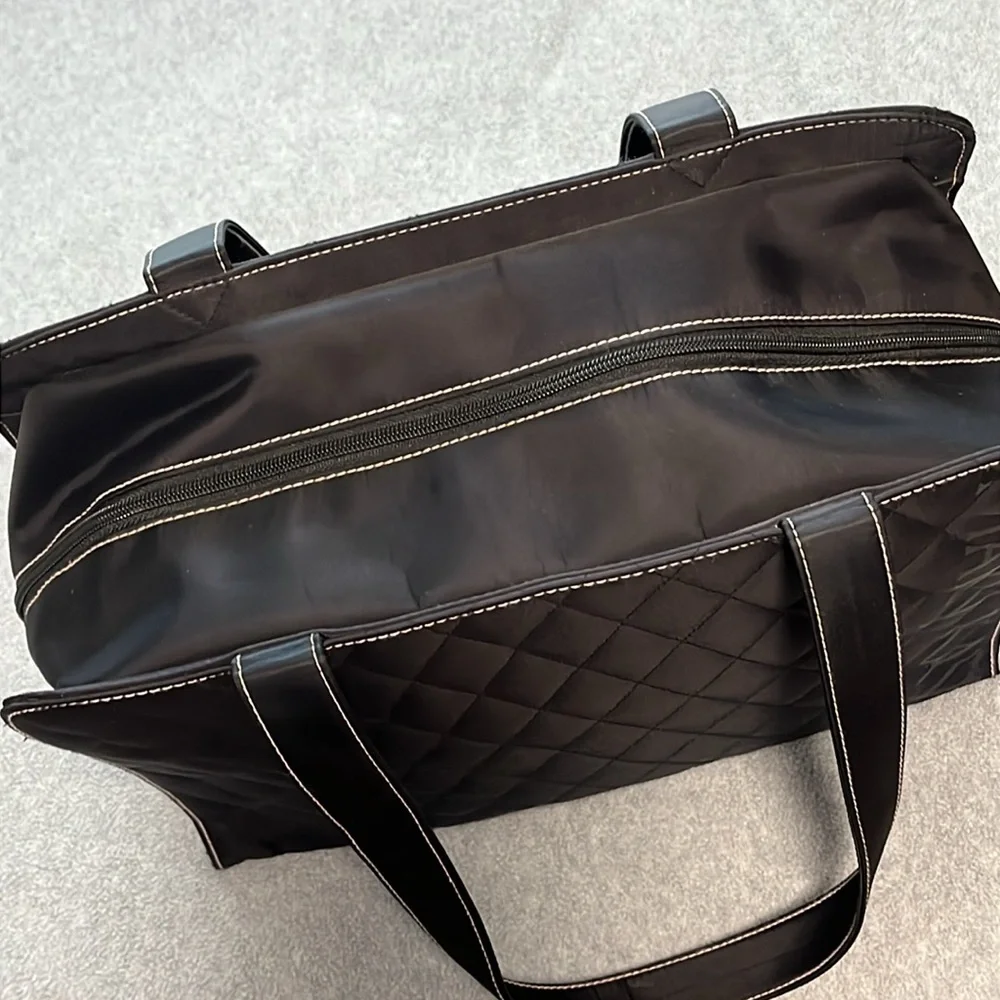 Mary Kay Quilted Tote Bag Zipper Consultant Shoulder Black